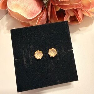 Pandora Moments Clear Sparkling Crown Stud Earrings